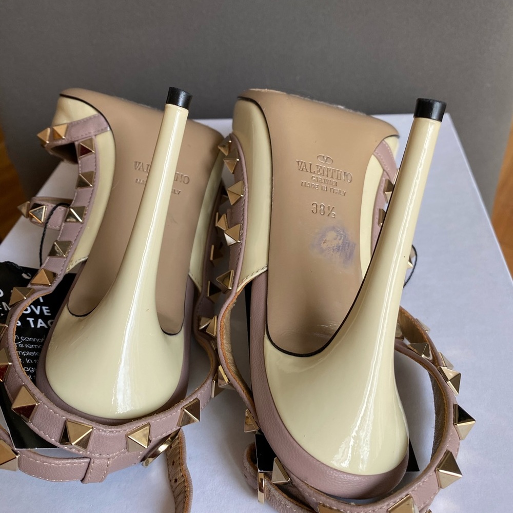 Valentino Garavani Rockstud Pointed Toe T-Strap Pumps in Ivory and Nude - Picture 9 of 9